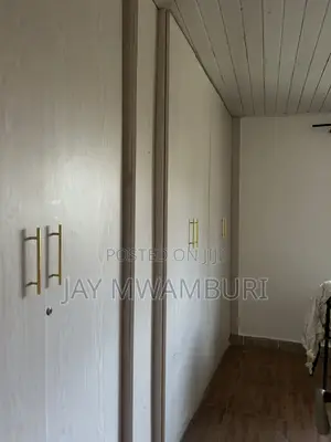 5bdrm House in Katani for rent