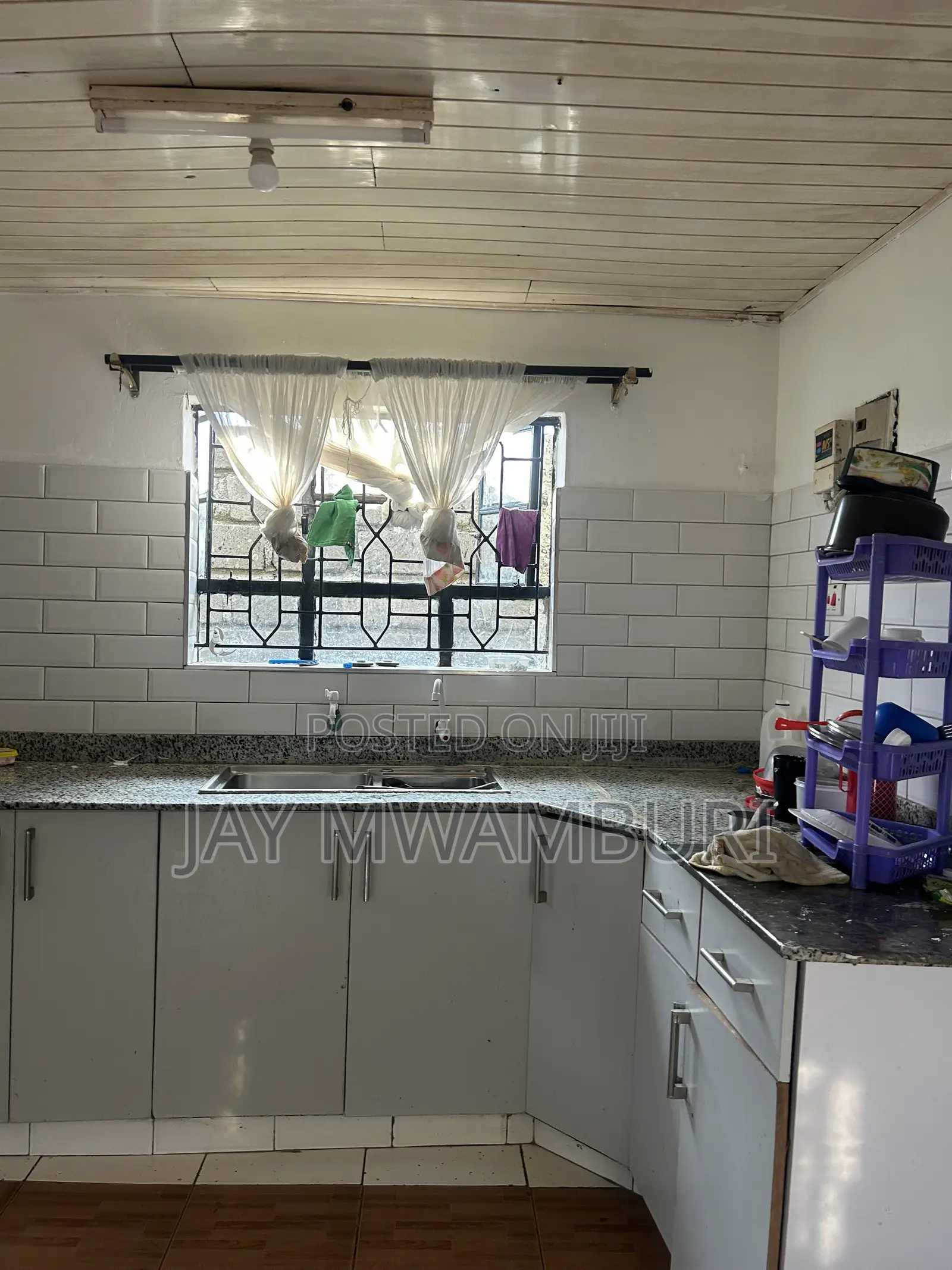 5bdrm House in Katani for rent