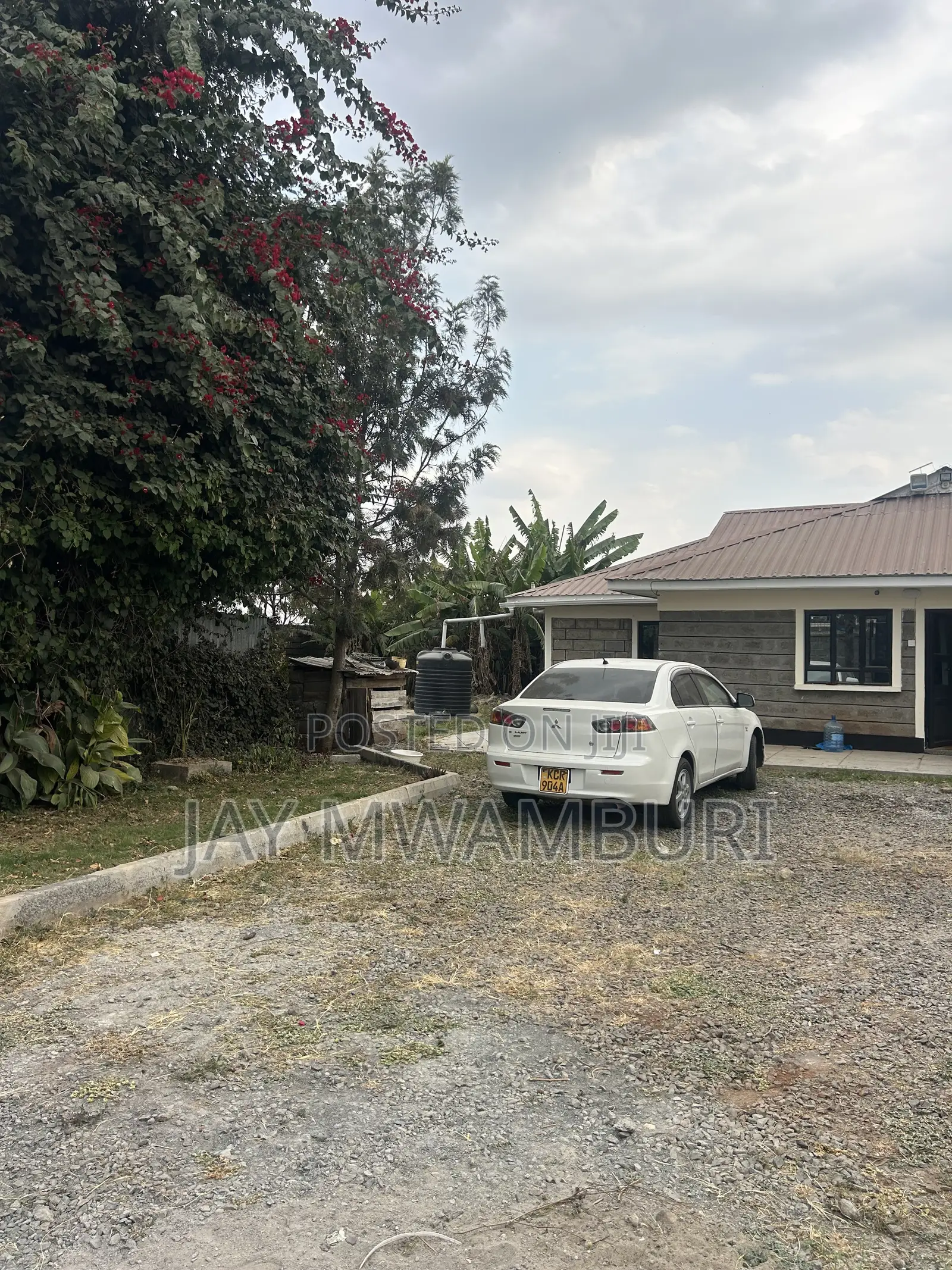 5bdrm House in Katani for rent