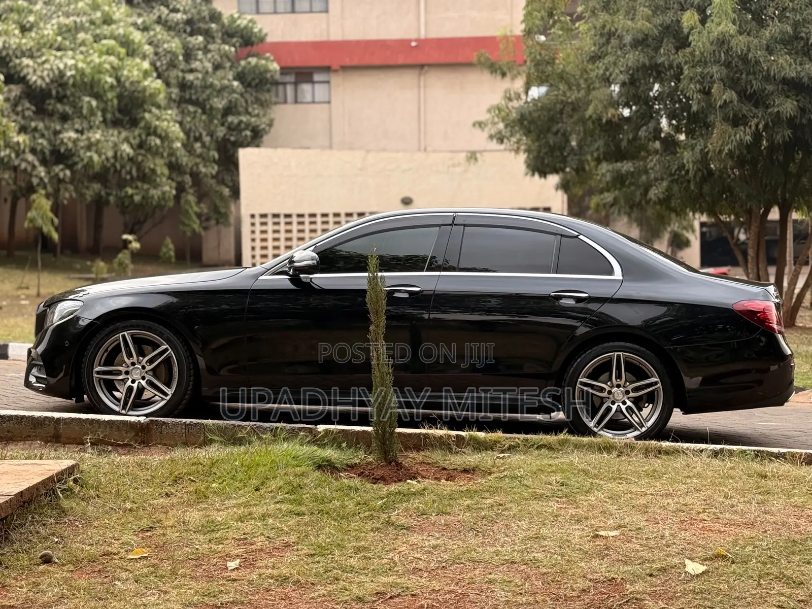Mercedes-Benz E200 2016 Black