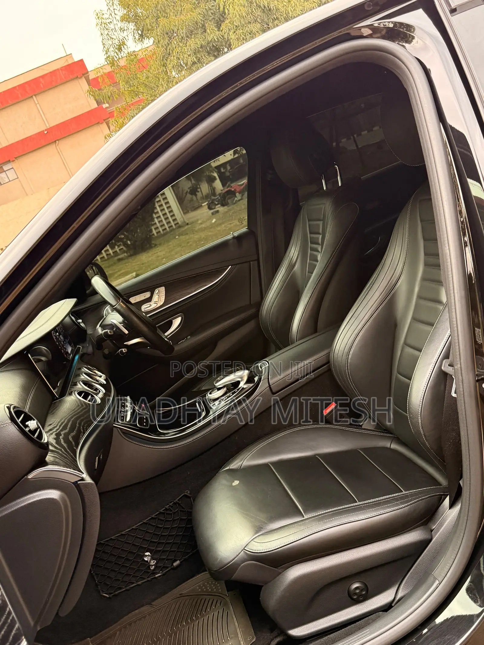 Mercedes-Benz E200 2016 Black