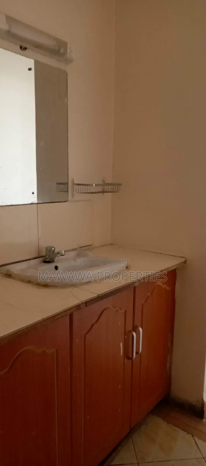 3bdrm Apartment in South B for rent
