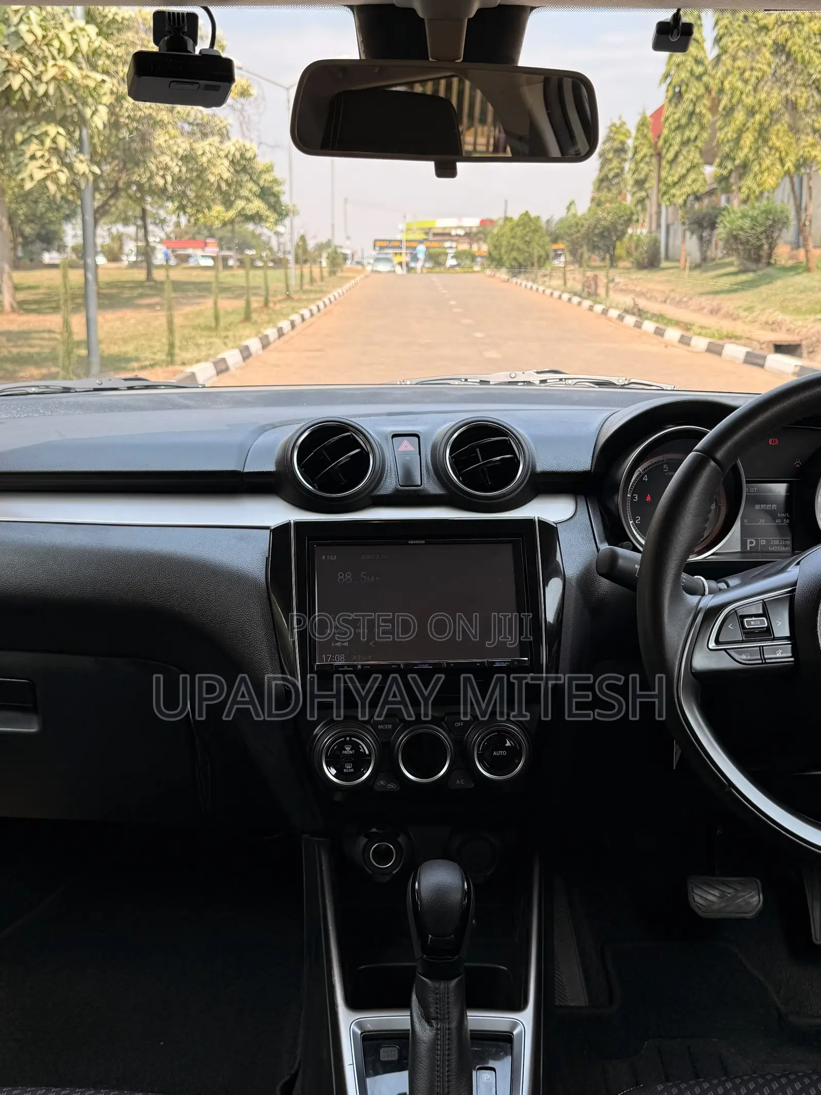 Suzuki Swift 2019 White