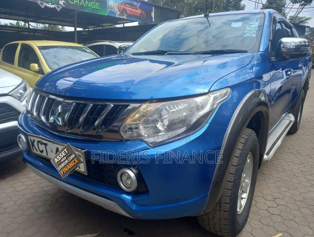 Mitsubishi L200 2018 Blue