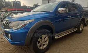 Mitsubishi L200 2018 Blue