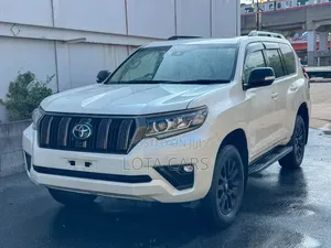 Toyota Land Cruiser Prado 2021 White