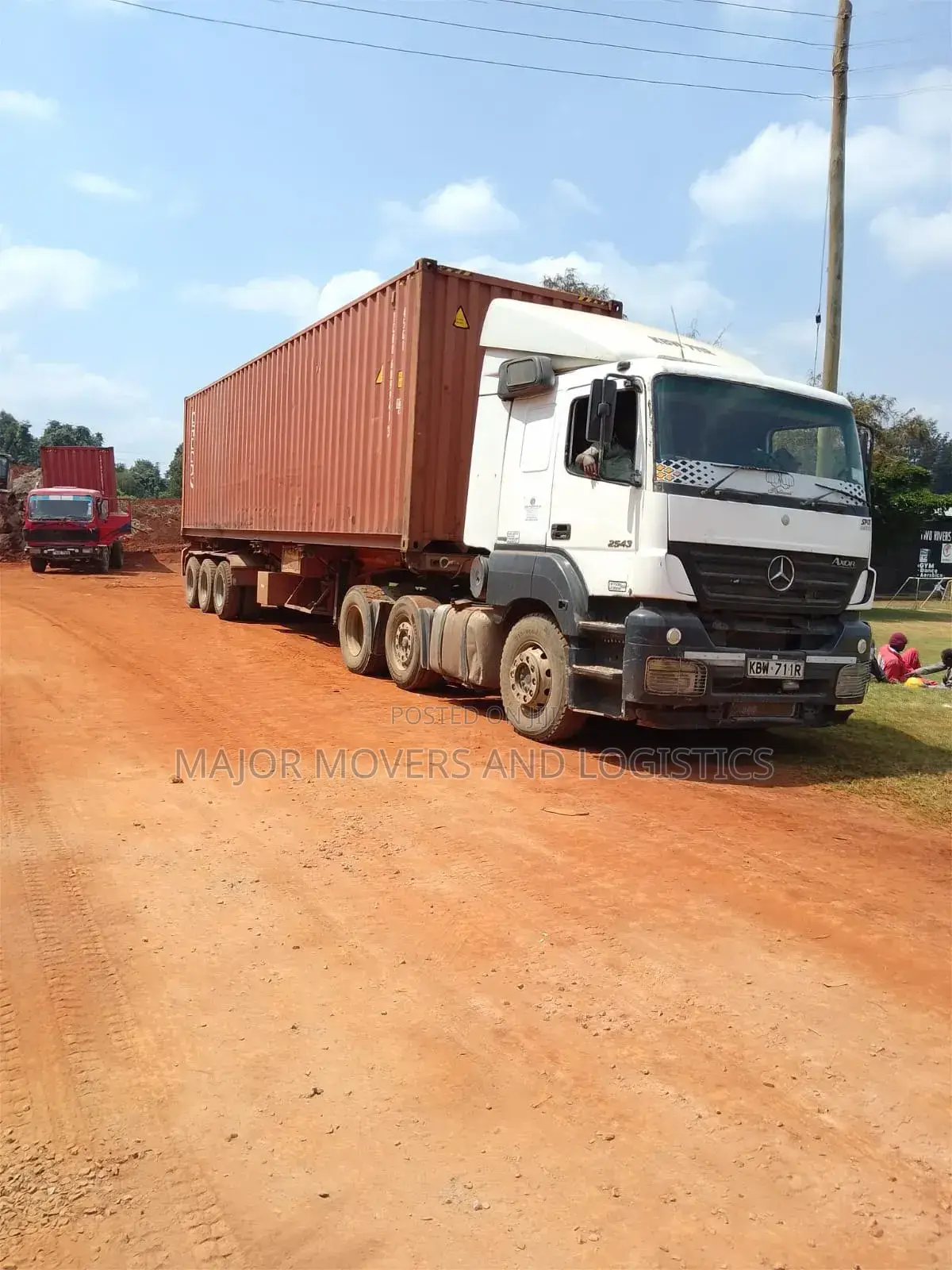 Trailer. Transportation Services Accesible