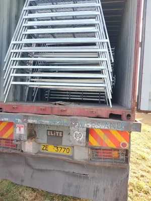 Trailer. Transportation Services Accesible