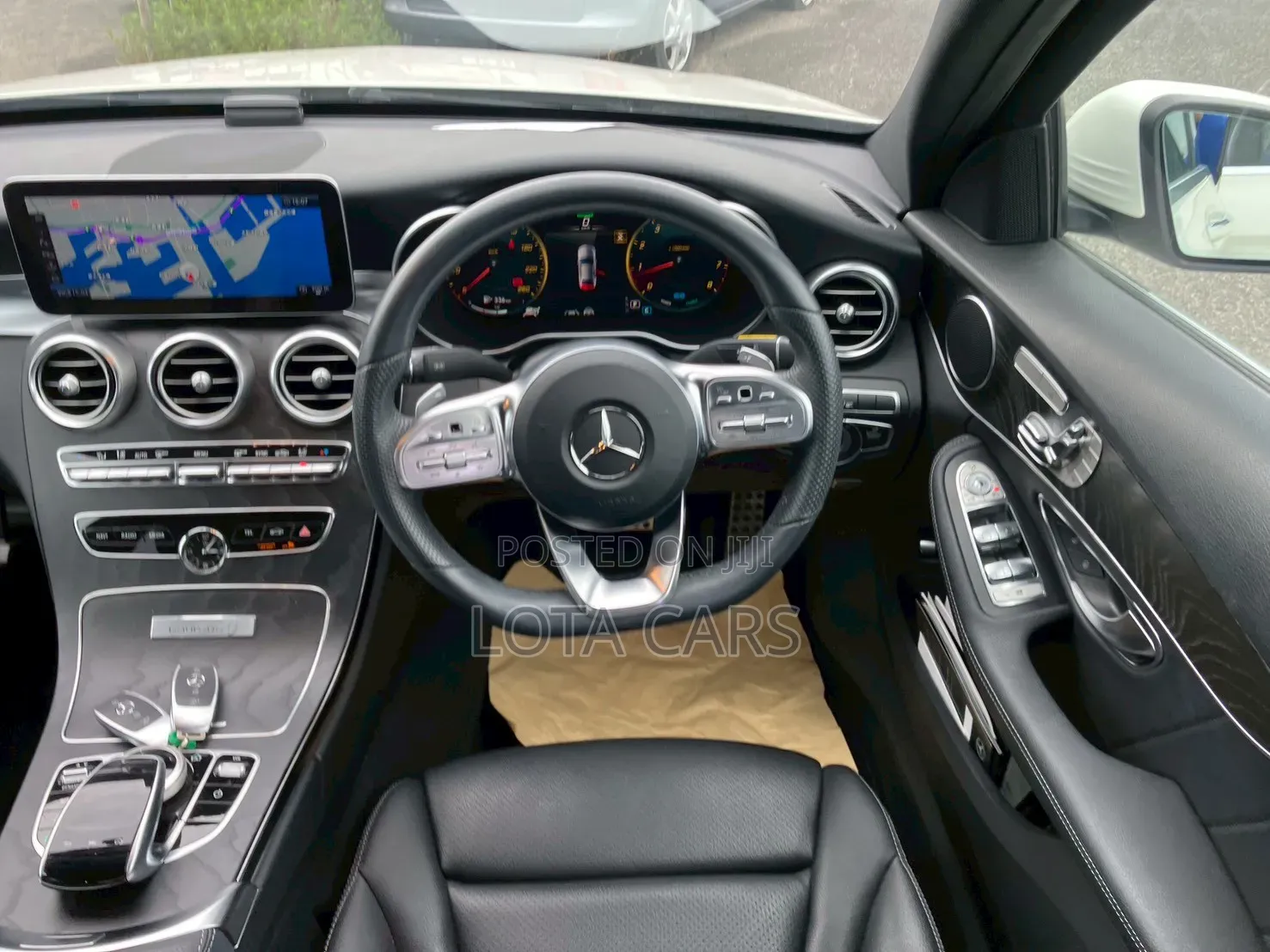 Mercedes-Benz C200 2019 White