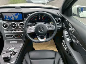 Mercedes-Benz C200 2019 White
