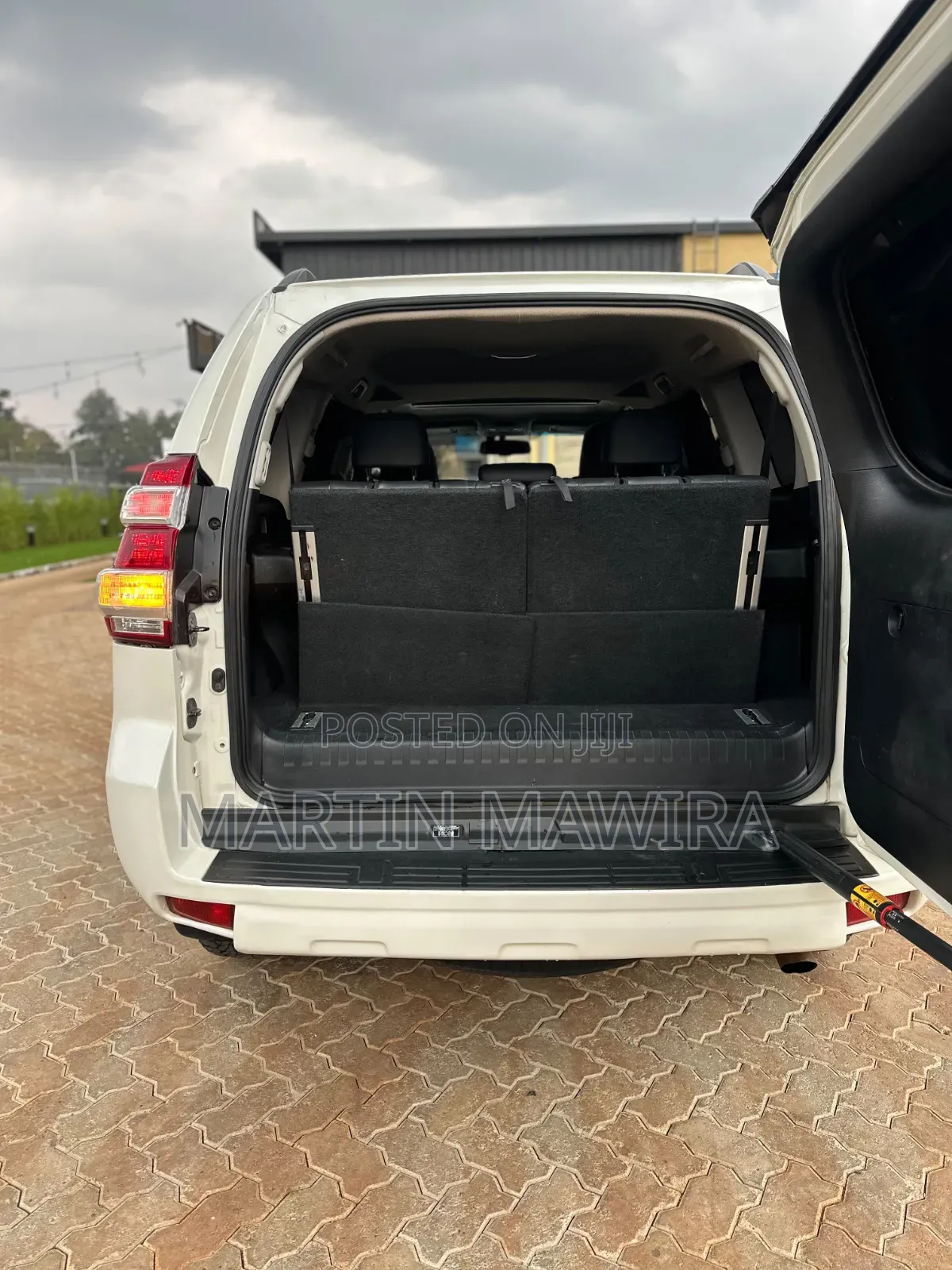 Toyota Land Cruiser Prado 2014 White