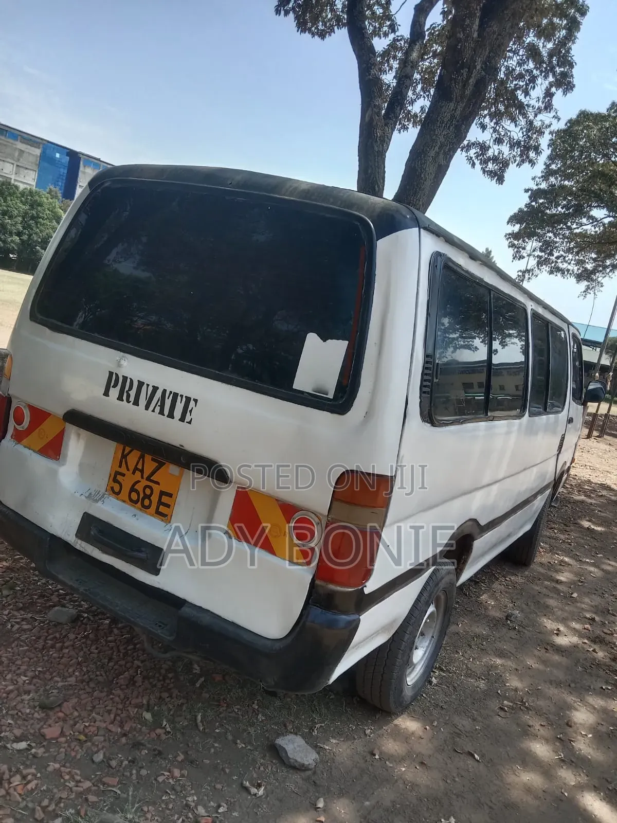 Toyota HiAce 2008 White