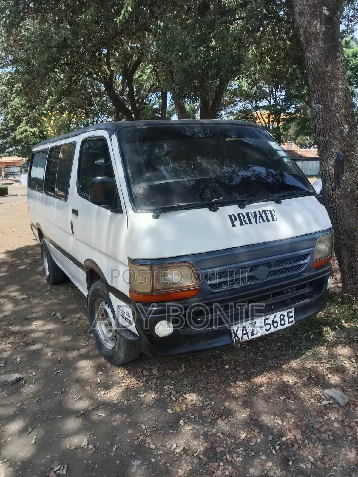 Toyota HiAce 2008 White