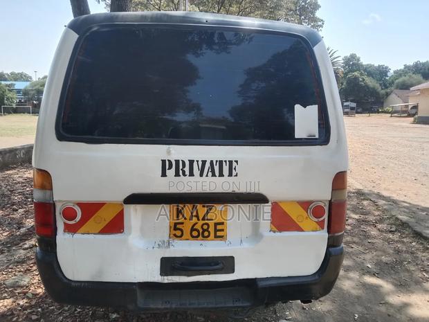 Toyota HiAce 2008 White - thumbnail 6