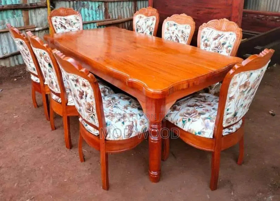 Royal Heritage Eight-Seater Solid Wood Dining Set