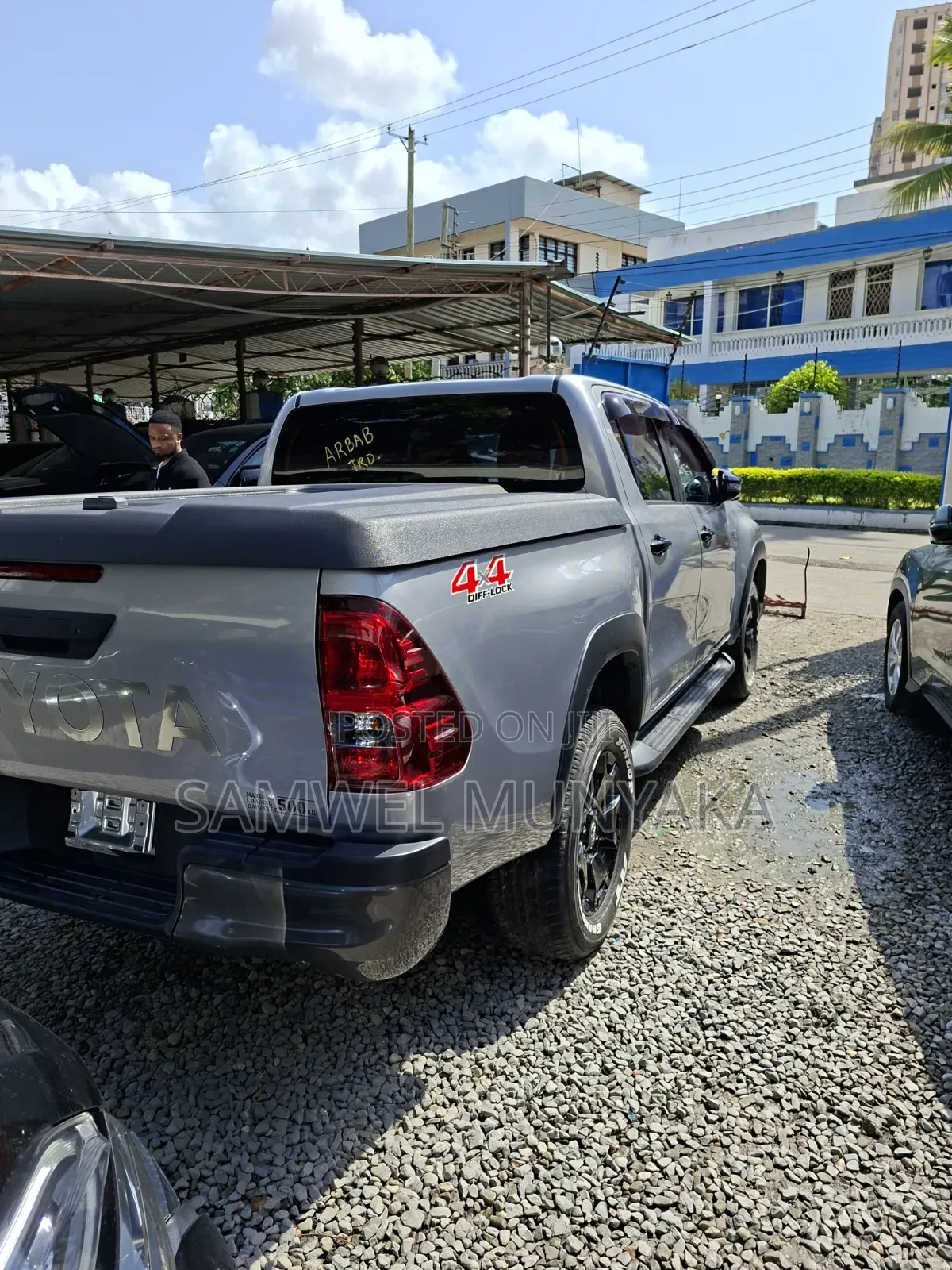 Toyota Hilux 2019 Silver