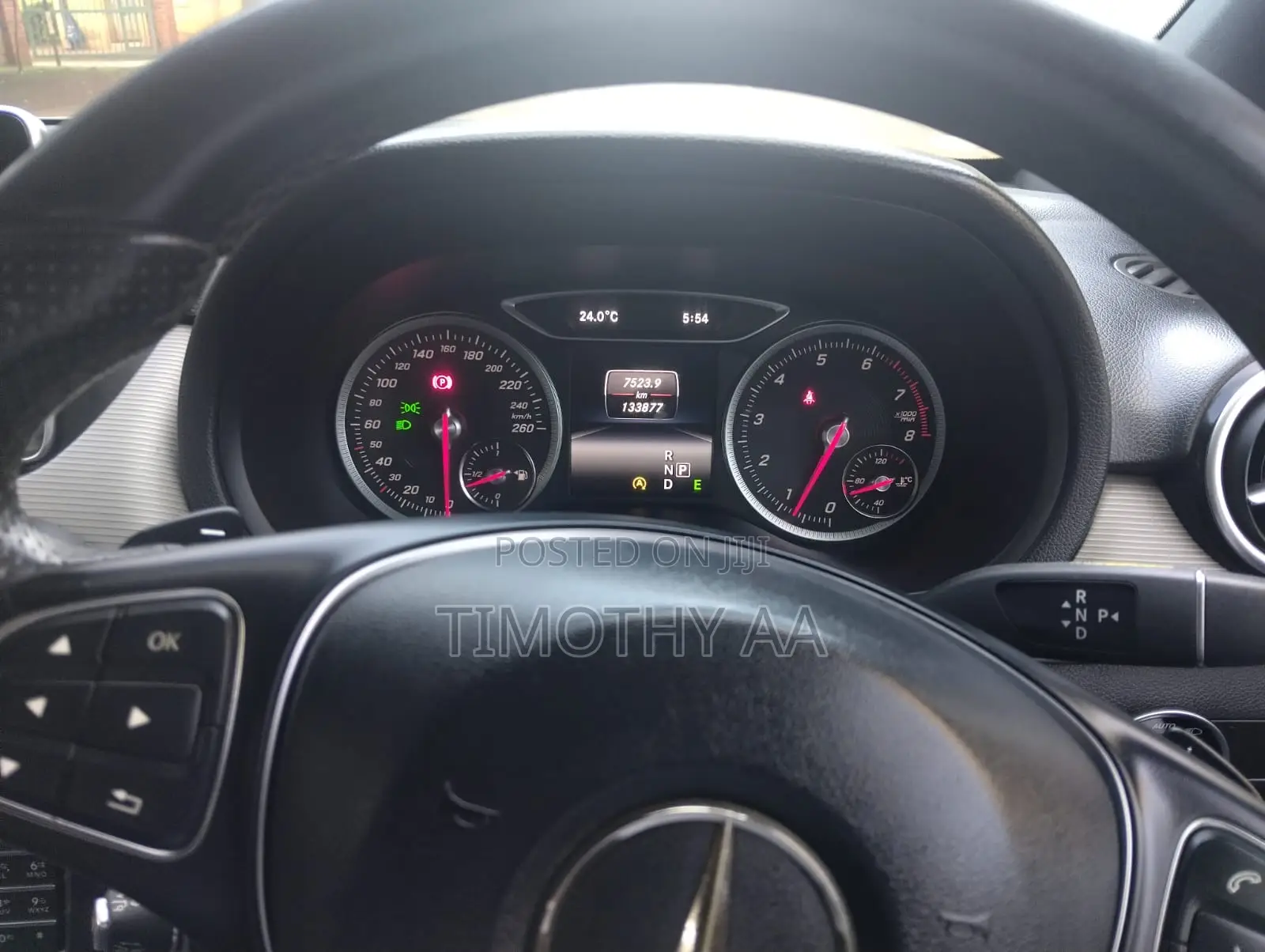Mercedes-Benz B-Class B180 Petrol 2015 Silver