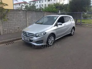 Mercedes-Benz B-Class B180 Petrol 2015 Silver