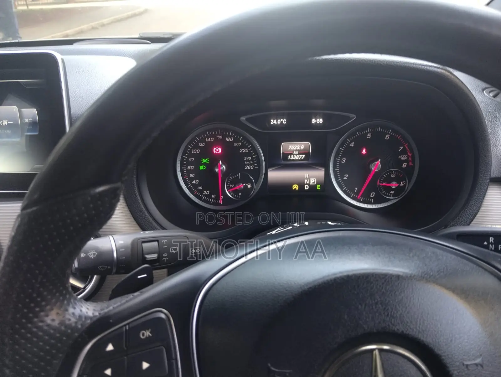 Mercedes-Benz B-Class B180 Petrol 2015 Silver