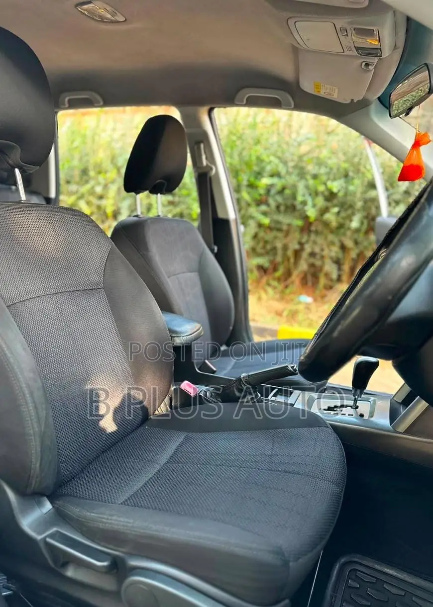 Subaru Forester 2011 Silver