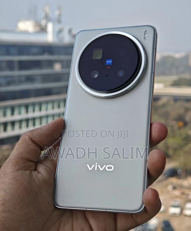 Vivo X200 Pro 512 GB Silver - main view