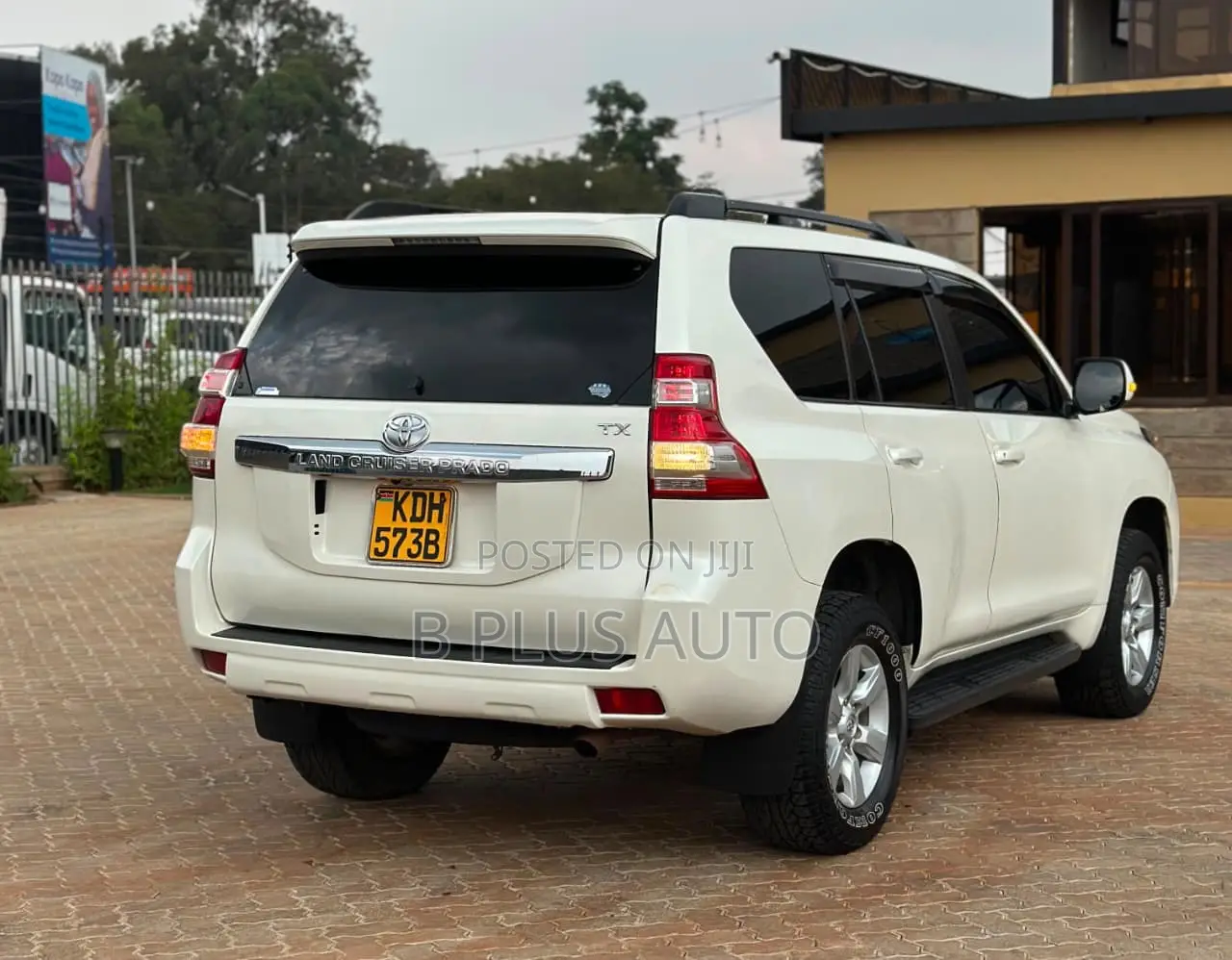 Toyota Land Cruiser Prado 2014 White