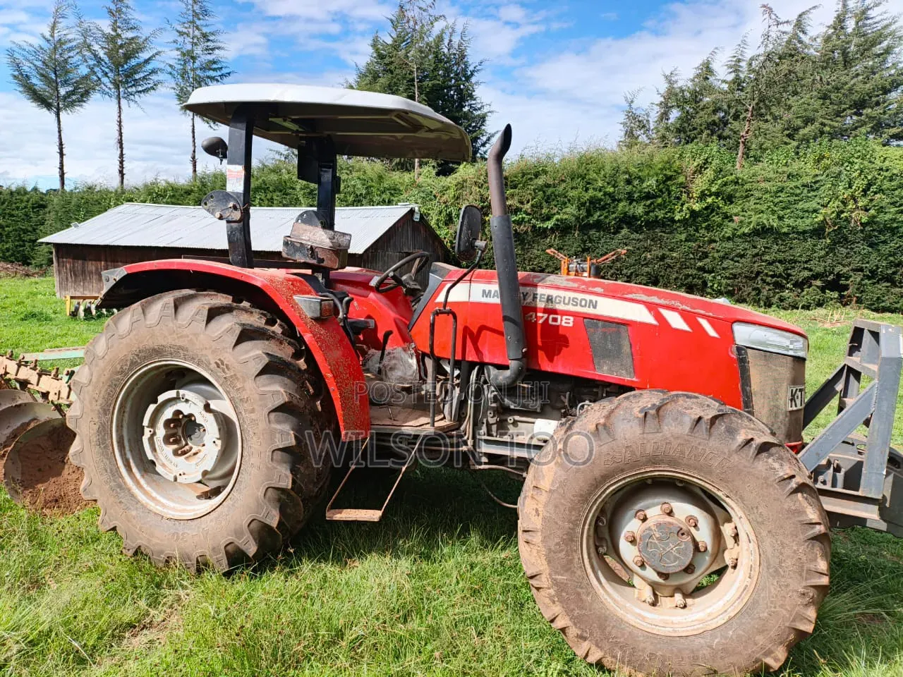 Tractor Massey Ferguson 4708 4wd With Plough