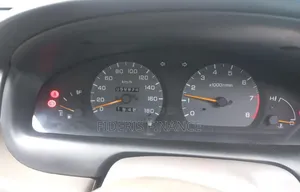 Nissan 1400 1998 Silver