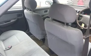 Nissan 1400 1998 Silver