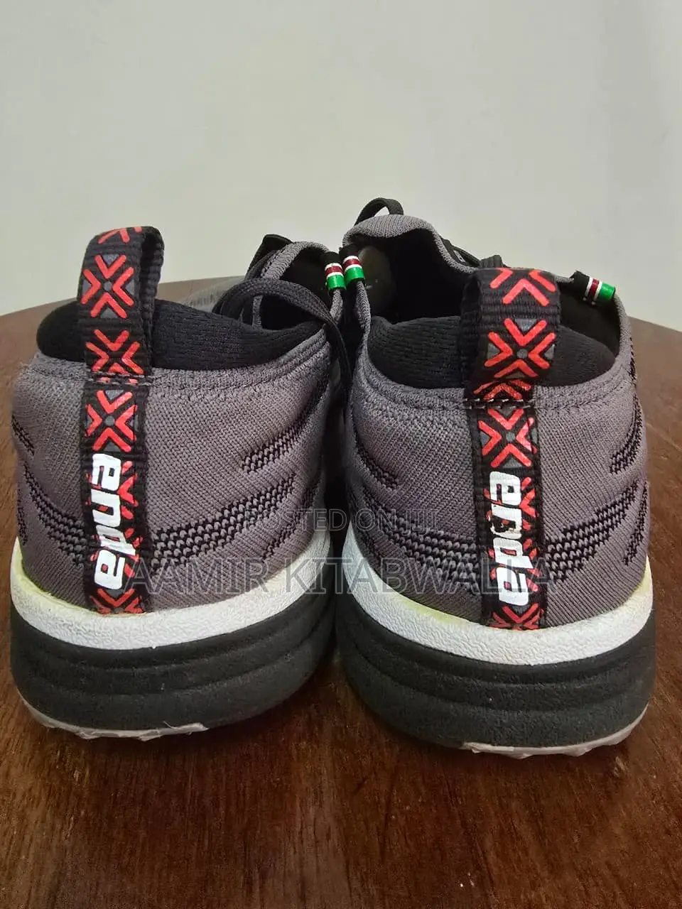 Sports Shoes