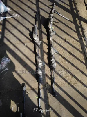 Nissan Tiida Streling Rack Complete