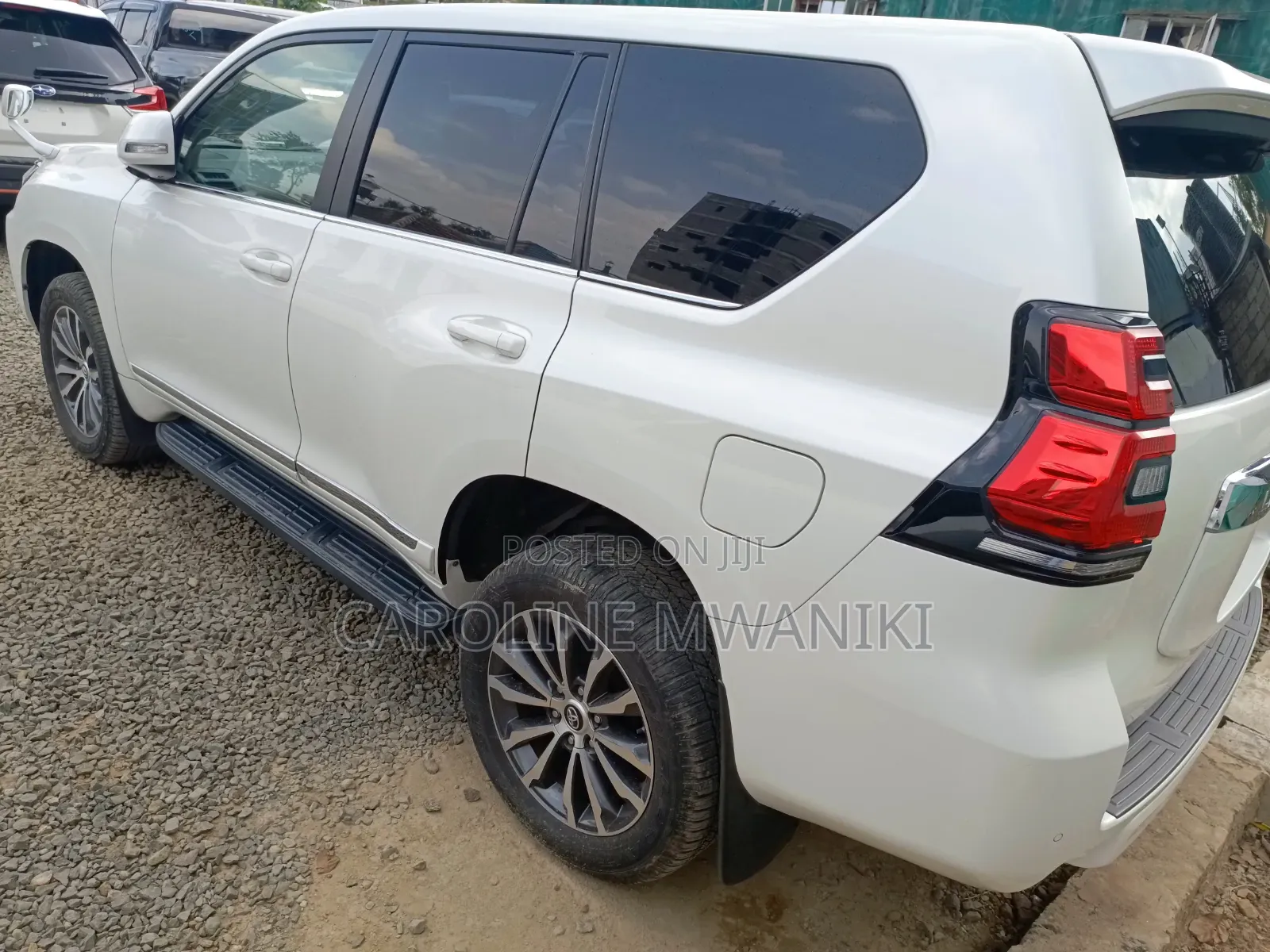 Toyota Land Cruiser Prado 2019 White
