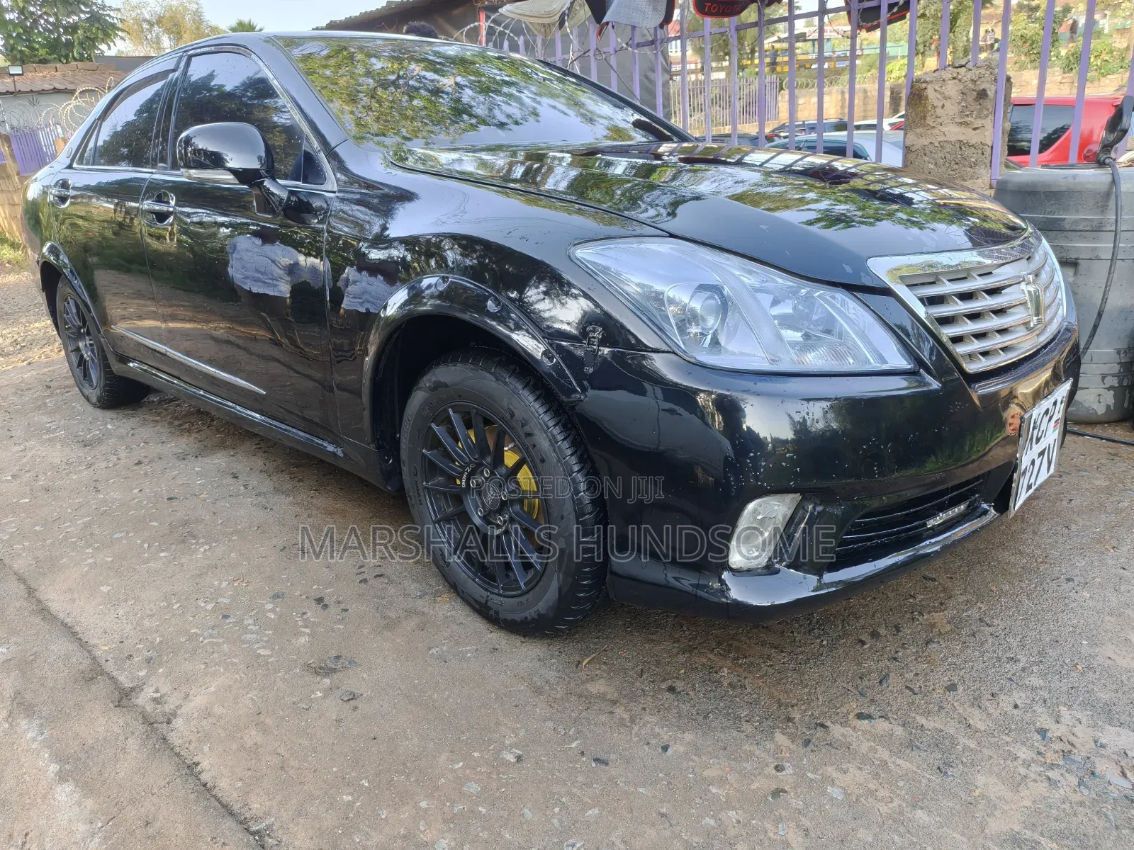 Toyota Crown 2011 Black
