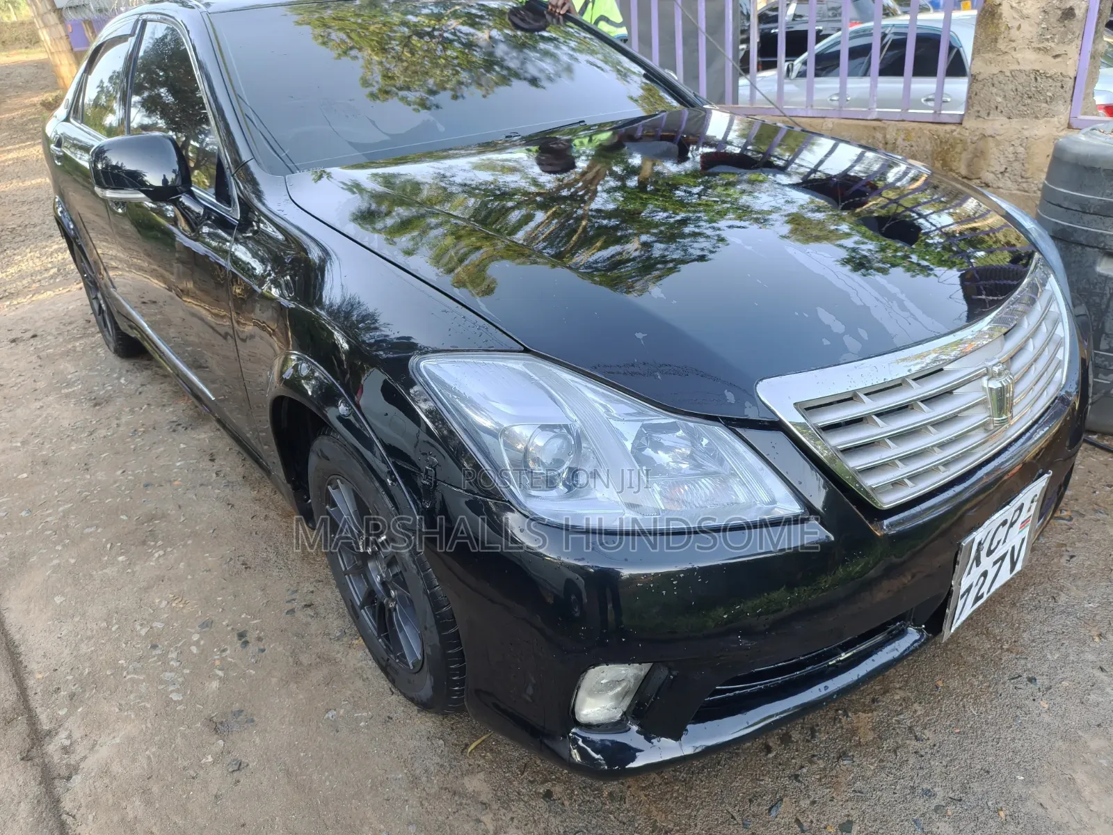 Toyota Crown 2011 Black
