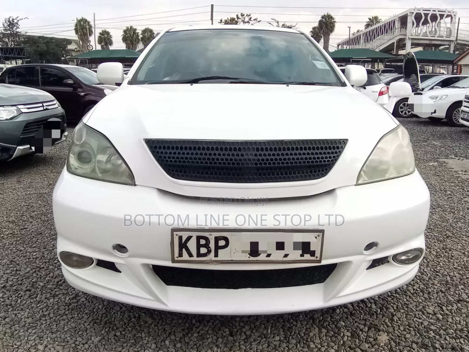 Toyota Harrier 2004 White