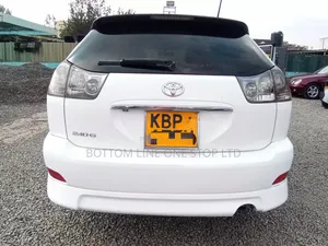 Toyota Harrier 2004 White