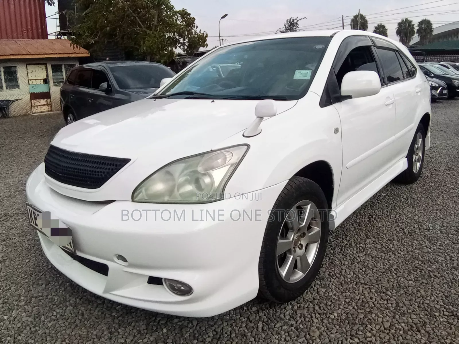 Toyota Harrier 2004 White