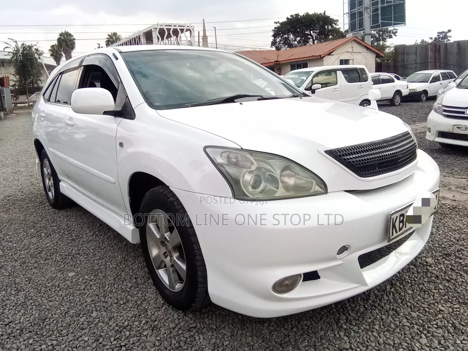 Toyota Harrier 2004 White
