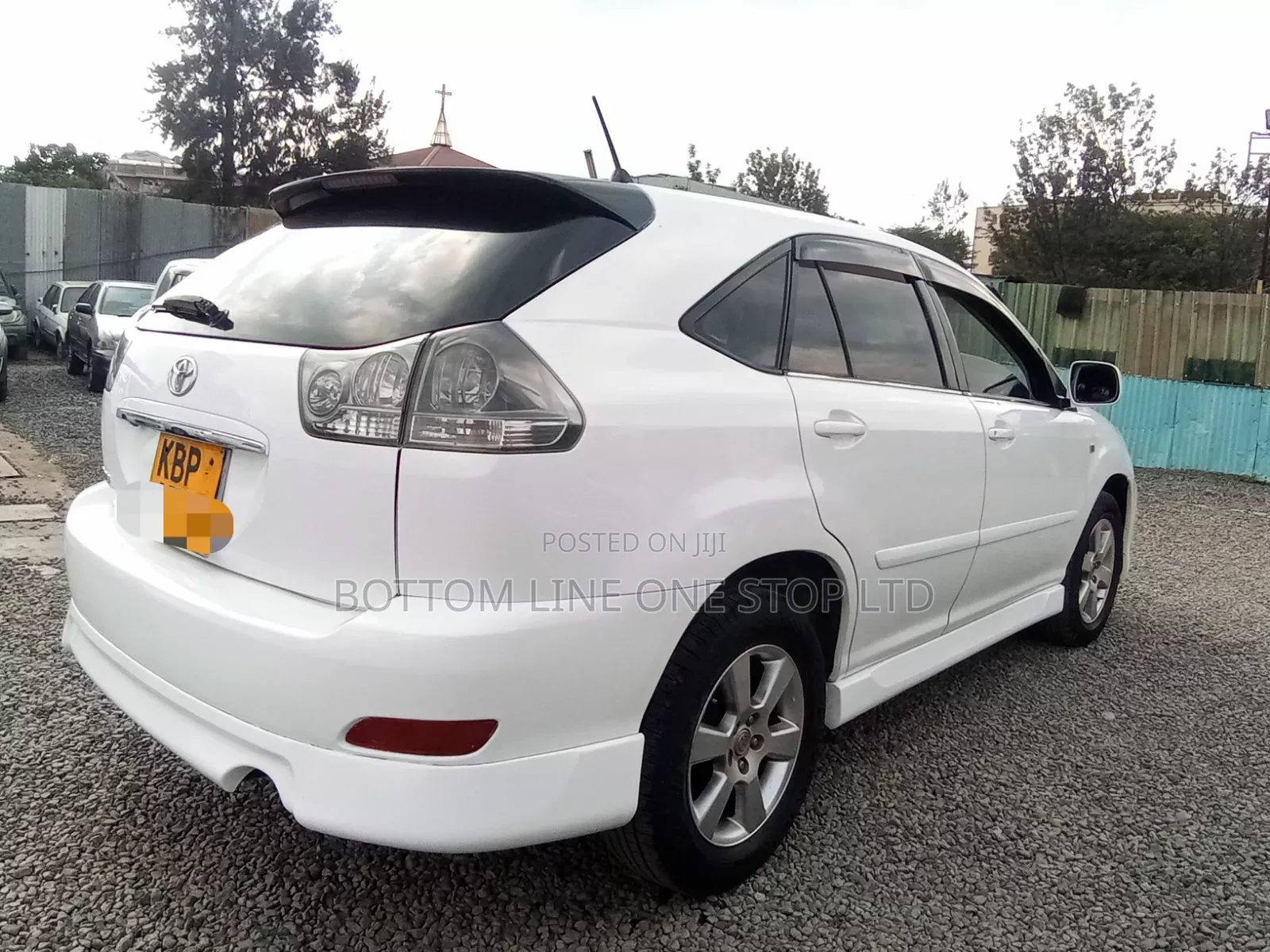 Toyota Harrier 2004 White