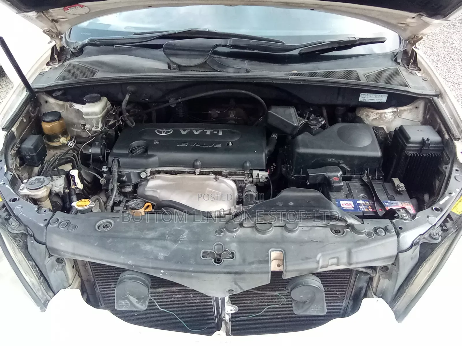 Toyota Harrier 2004 White