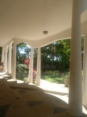 Furnished 8bdrm House in Cdv House Galu Beach, Ukunda for sale