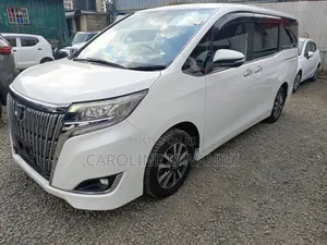 Toyota Esquire 2019 Pearl