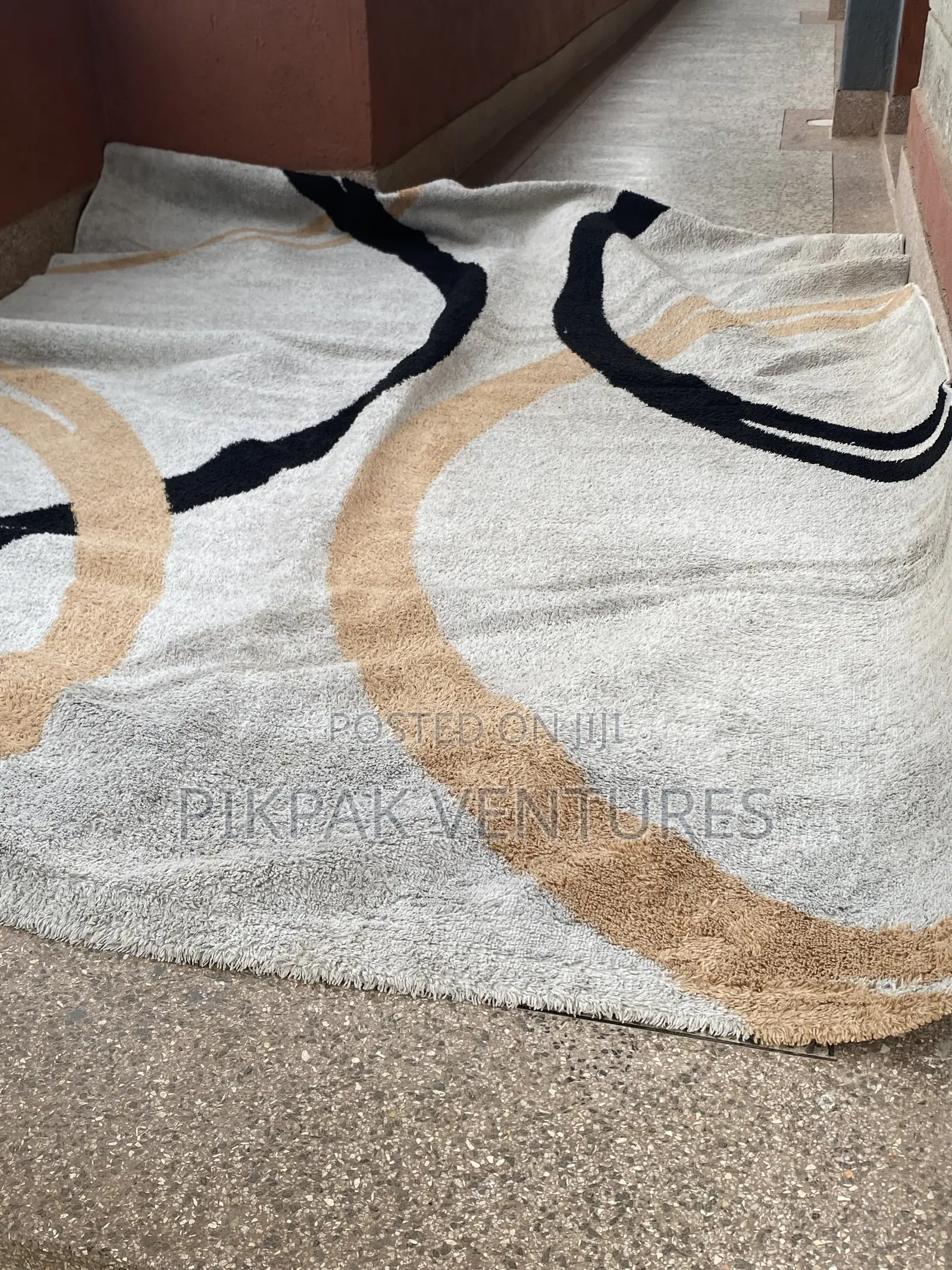 Carpet on Quick Sale