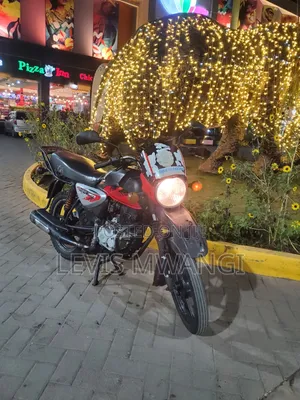Bajaj Boxer 150 UG 2022 Red