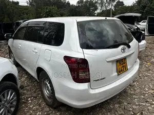 Toyota Corolla Fielder 2007 White