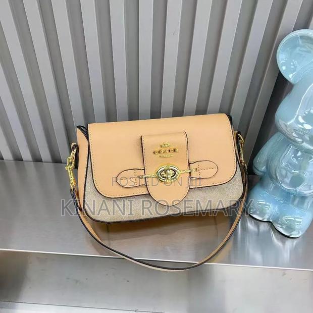 Classy Cute Shoulder Bag - thumbnail 4
