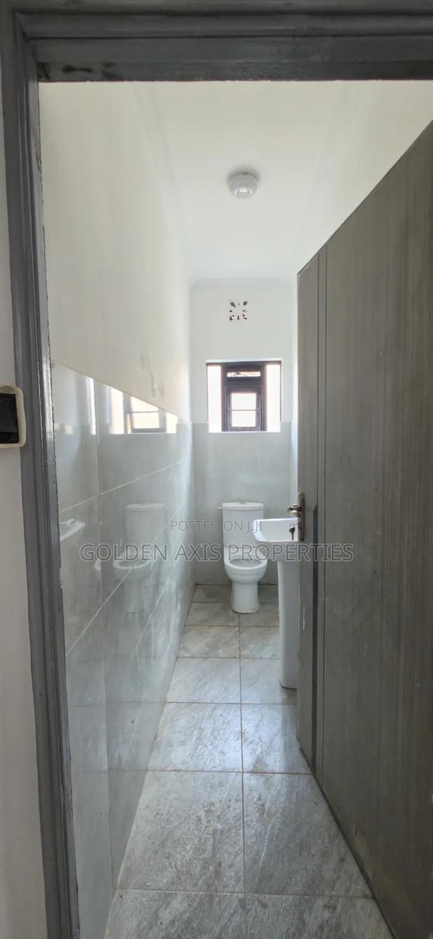 4bdrm Bungalow in Merisho for sale - thumbnail 8