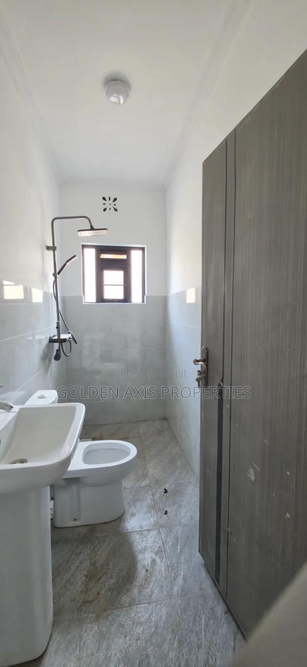 4bdrm Bungalow in Merisho for sale - thumbnail 10