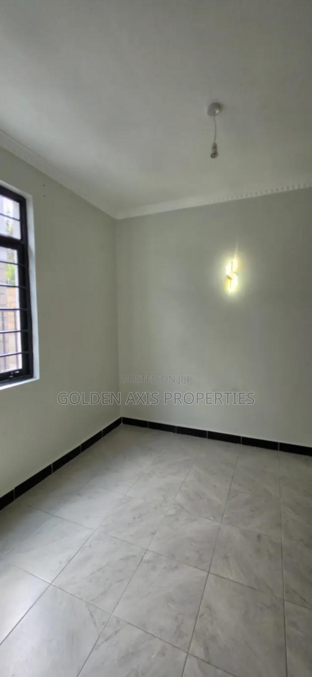 4bdrm Bungalow in Merisho for sale - thumbnail 8