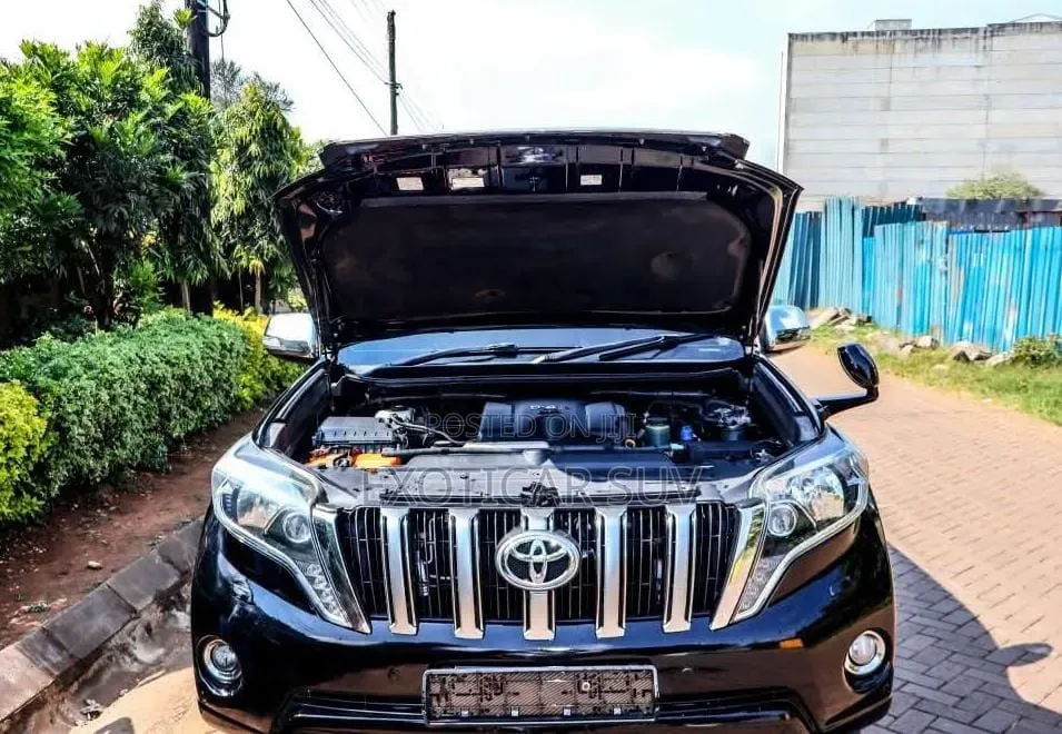 Toyota Land Cruiser Prado 2.8 D-4D 2015 Gray